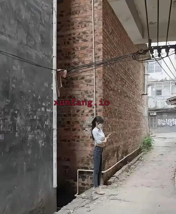 晋城市 晋韩街万苑娱乐城后巷站街贵州妹 现场图 1