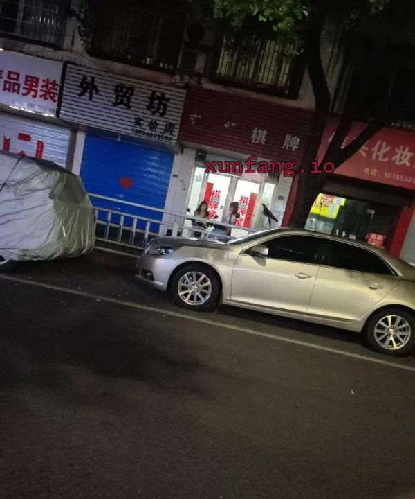 芜湖市 南关老地方电动车大队年轻妹多 现场图 2
