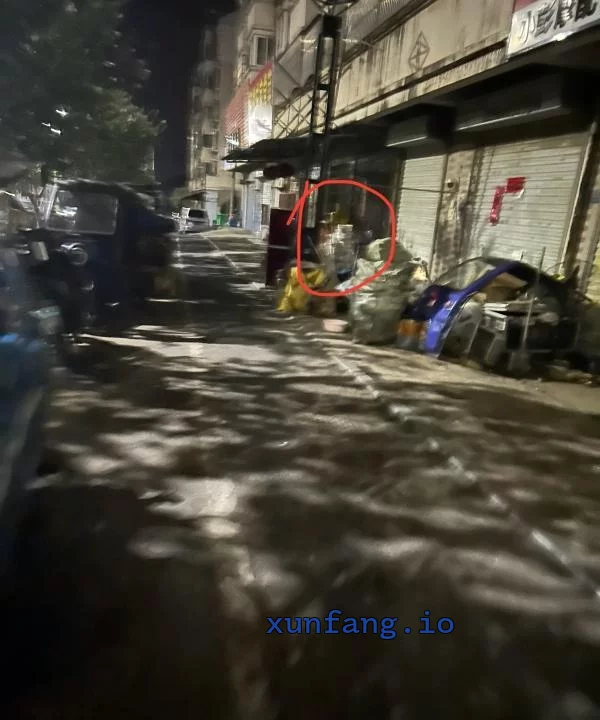 合肥市 岗集公租房对面路边站街少妇大胸 现场图 2