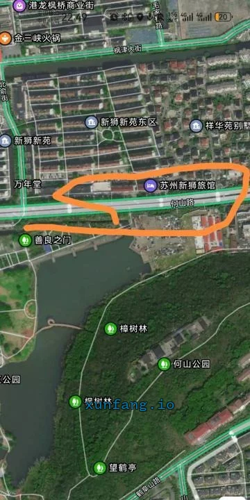 苏州市 何山路附近停车区电车拉客 现场图 1