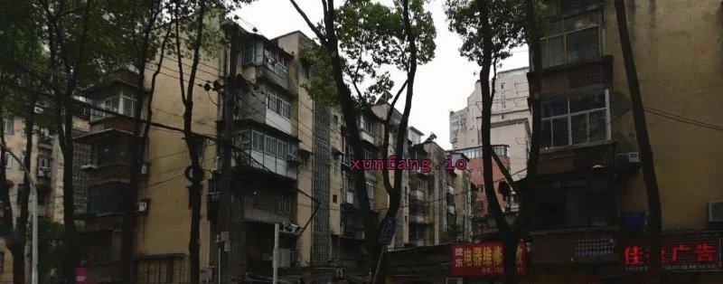 武汉市 汉阳区 汉阳玫瑰街附近巷子学生妹颜值高 现场图 1