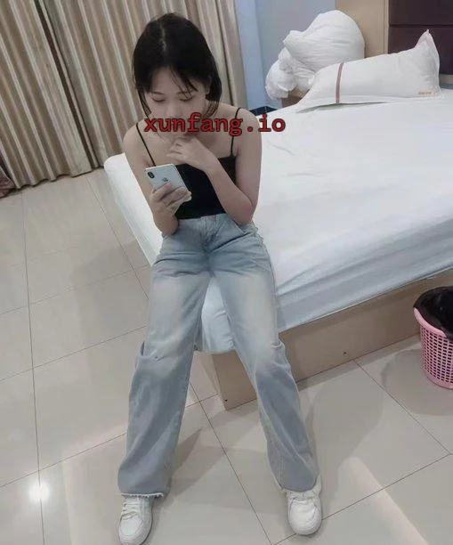 东莞市 牛山附近巷子站街嫩老都有 现场图 1
