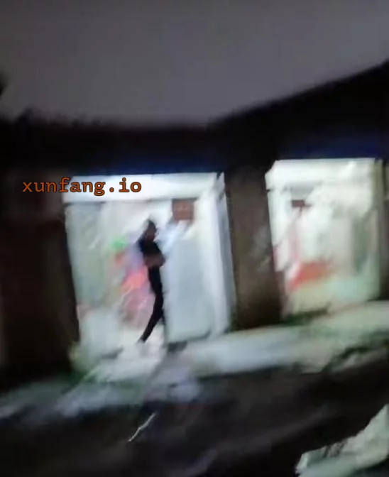 西青区 西青小区周边散布年轻妹子 现场图 2
