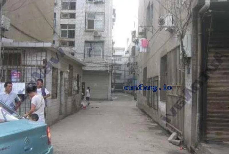 武汉市 武汉建设新村小巷站街质量参差 现场图 2