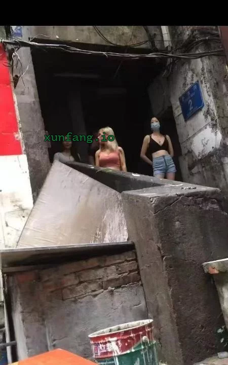 江北区 江北野水沟站街小姐姐多 现场图 2