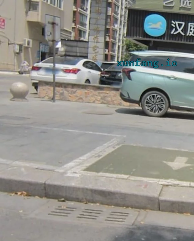 扬州市 邗江区 邗江润扬广场附近商行资源少 现场图 1