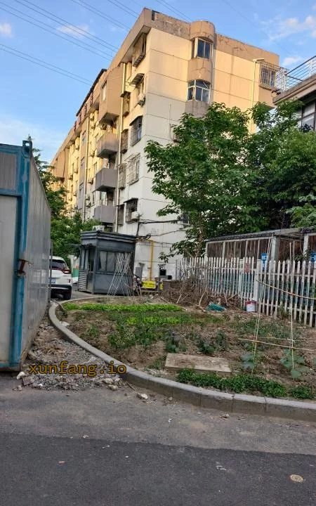 杭州市 西湖区 西湖转塘直街巷子熟女站街性价比高 现场图 1