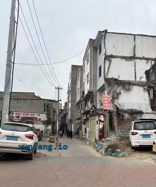 西安市 西安西三环村口下午人多 现场图 2