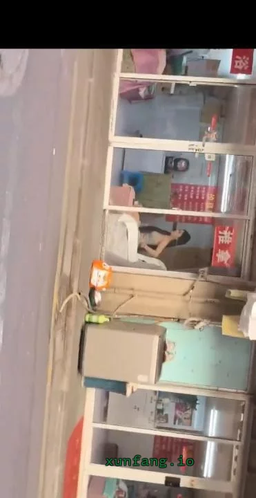 南京市 南京小巷五六点开门 现场图 1