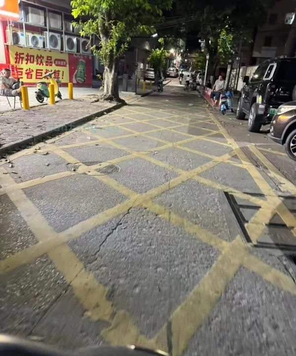 东莞市 虎门镇 东莞虎门赤岗巷子晚点人多 现场图 2