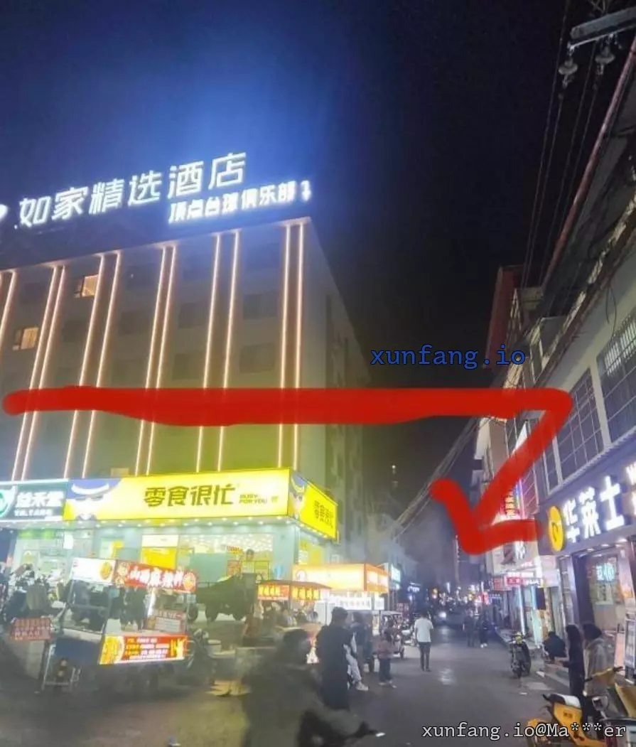 西双版纳傣族自治州 景洪市 曼斗村寨大门附近 现场图 2