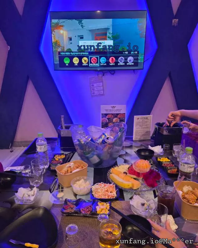 胡志明市 Odyssey Karaoke (호치민 가라오케 오딧세이 KTV) 店铺实拍图 2