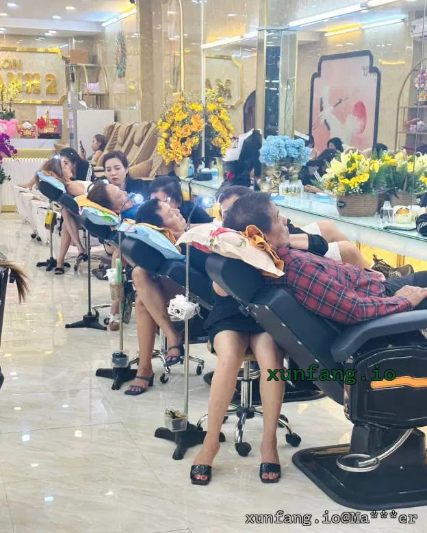 胡志明市 Mai Anh Beauty Salon (美安理容理发美肤洗头店) 店铺实拍图 2