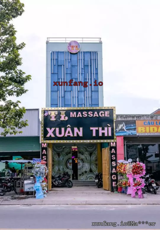 胡志明市 Massage Xuân Thì Hóc Môn (春时水疗 / 霍门县黎氏河路暗黑水疗) 店铺实拍图 1