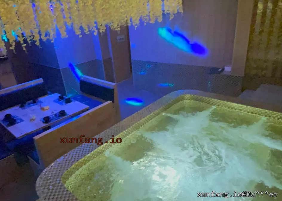芹苴 Massage RIO (RIO水疗 / 宁桥郡吴友行路暗黑水疗) 店铺实拍图 2