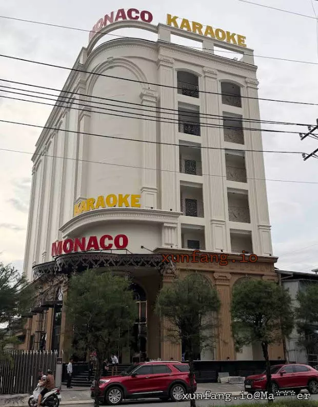 胡志明市 Karaoke Monaco (摩纳哥 KTV) 店铺实拍图 1