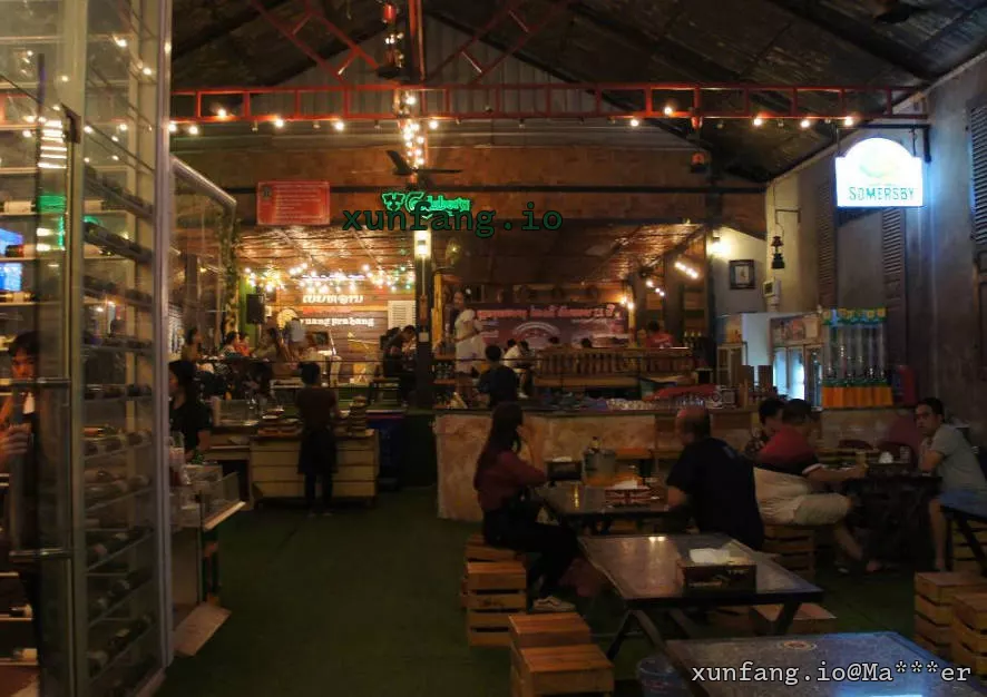 琅勃拉邦 Chakkaphat / จักกะพับ (帝王夜总会啤酒屋) 店铺实拍图 2