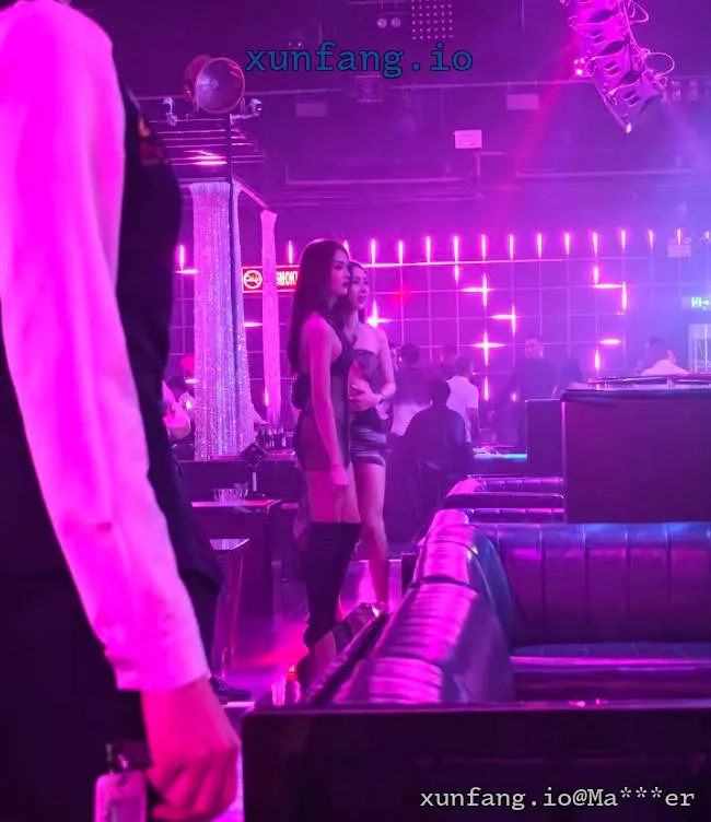 万象 Dr.Oscar Night Club Laos (奥斯卡夜总会) 店铺实拍图 1