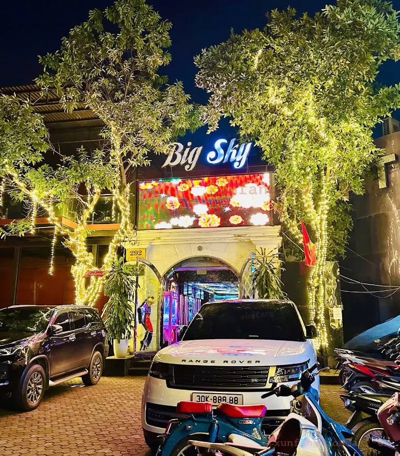 河内 Karaoke Big Sky (Karaoke Blue Sky / 乡村KTV) 店铺实拍图 1
